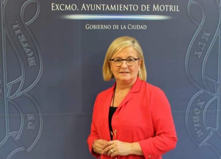 El Ayuntamiento de Motril organiza una visita guiada a la Alhambra para acercar el patrimonio histórico de la provincia