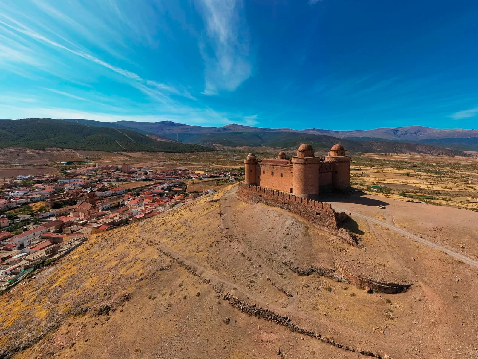 El Castillo de La Calahorra será testigo este sábado del primer concierto del Festival Internacional de Música y Danza de Granada en la provincia