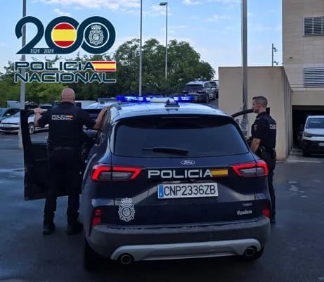Detenidos en Granada dos varones que se estaban agrediendo y se evita un posible desenlace fatal