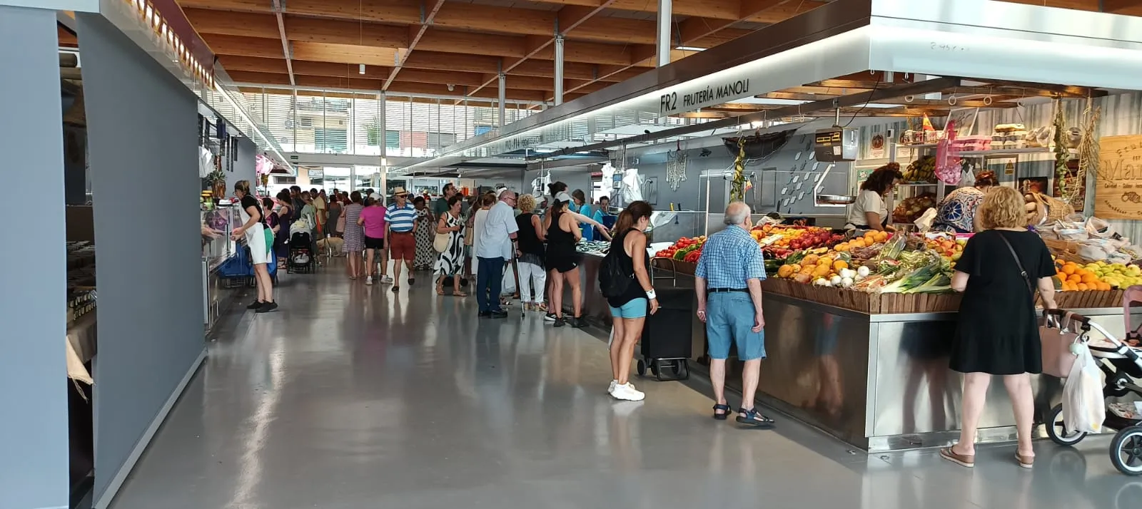 Empleo invierte 202.000 euros en la mejora de zonas comerciales urbanas y rurales de Granada