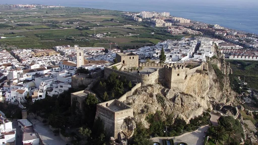 Salobreña celebrará el Día Mundial del Turismo con un reconocimiento a diversos profesionales «por su contribución a la difusión del sector gastronómico»