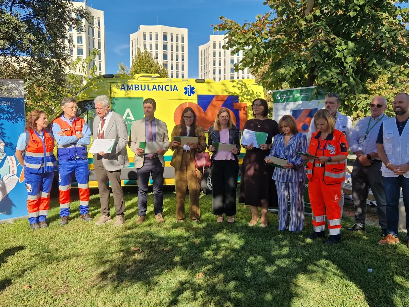 2.200 jóvenes granadinos se forman en reanimación en el Cardiomaratón 2026 del 061