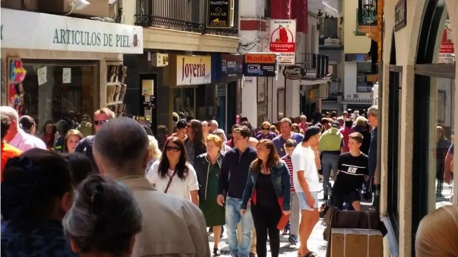 El Ingreso Mínimo Vital protege en septiembre a casi 95.000 personas que viven en 31.611 hogares en Granada